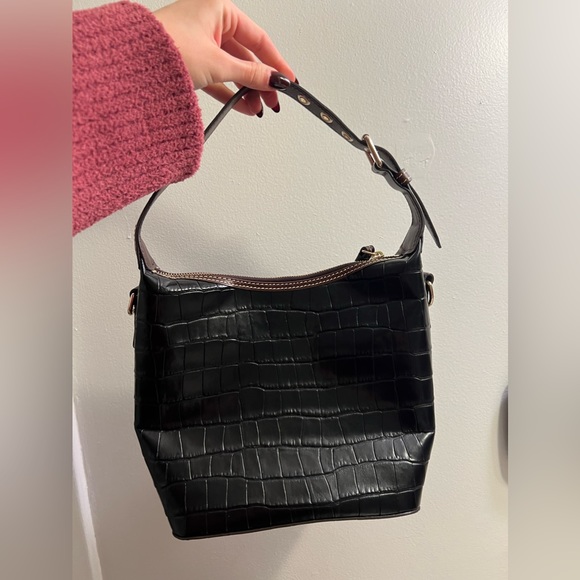 Dooney & Bourke NWT Paige snakeskin bag - NEVER USED. Perfect Condition - Picture 2 of 9